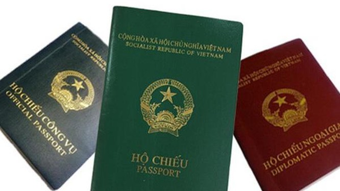 Mẫu hộ chiếu mới có gắn chip điện tử sắp được ban hành