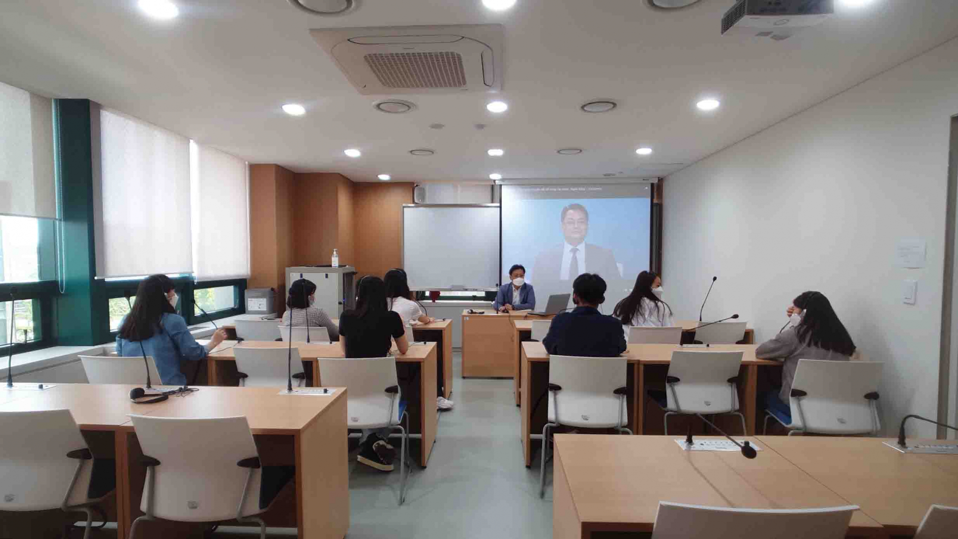 TUYỂN SINH HỆ THẠC SỸ KHOA BIÊN PHIÊN DỊCH HÀN-VIỆT CỦA VIỆN CAO HỌC QUỐC TẾ ANH NGỮ (IGSE)