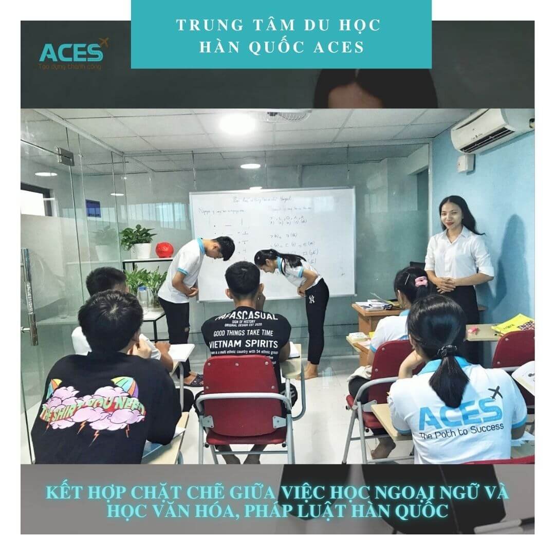 Ngoài việc học ngữ pháp và từ vựng, các em học sinh còn được học rất kỹ về văn hóa Hàn Quốc